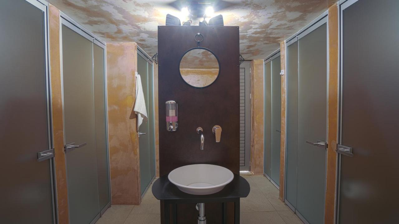 Khordhákion Youth Of Dope Supreme Hostel מראה חיצוני תמונה